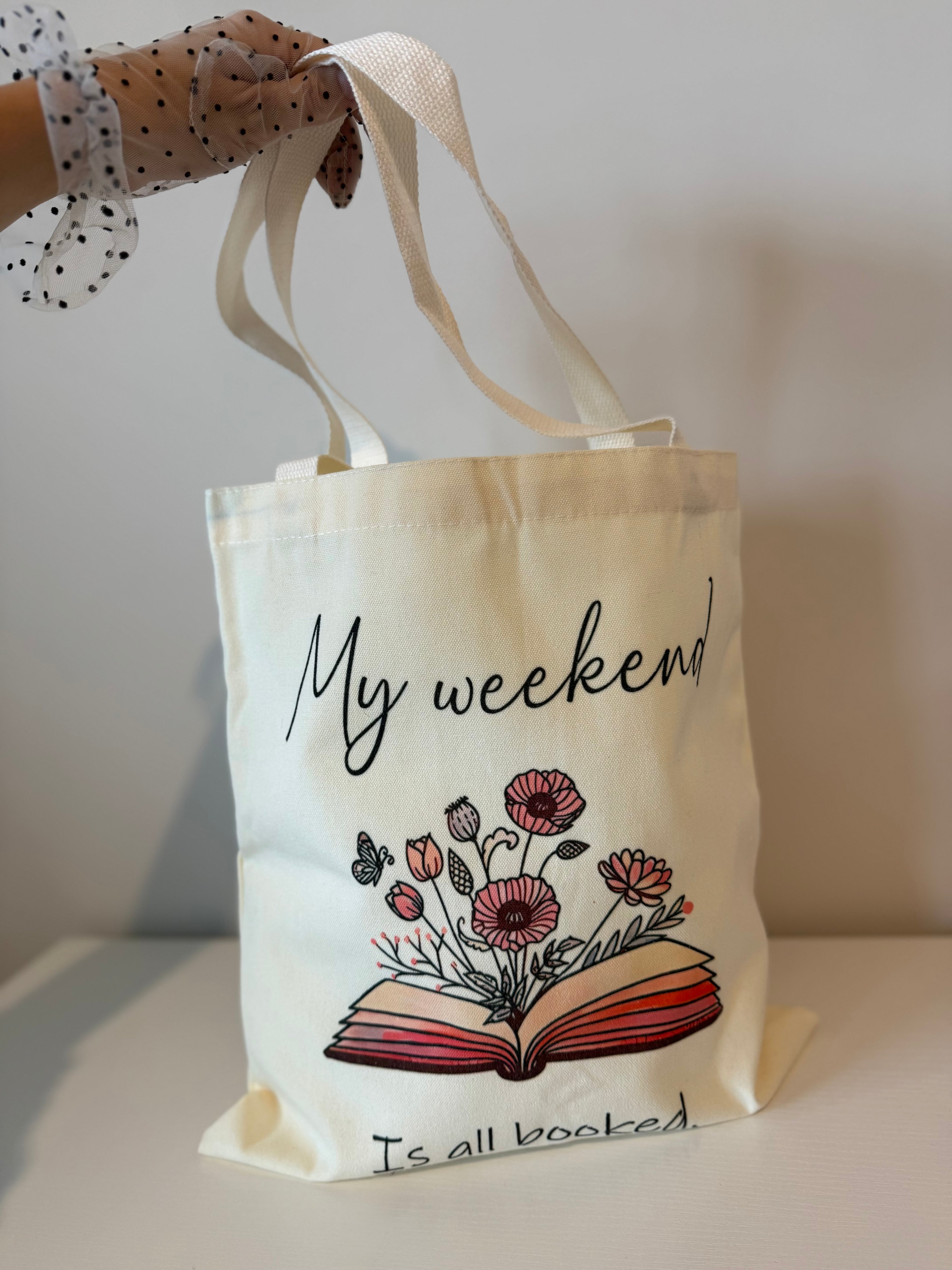 Bookish Tote Bag “My weekend is all booked”