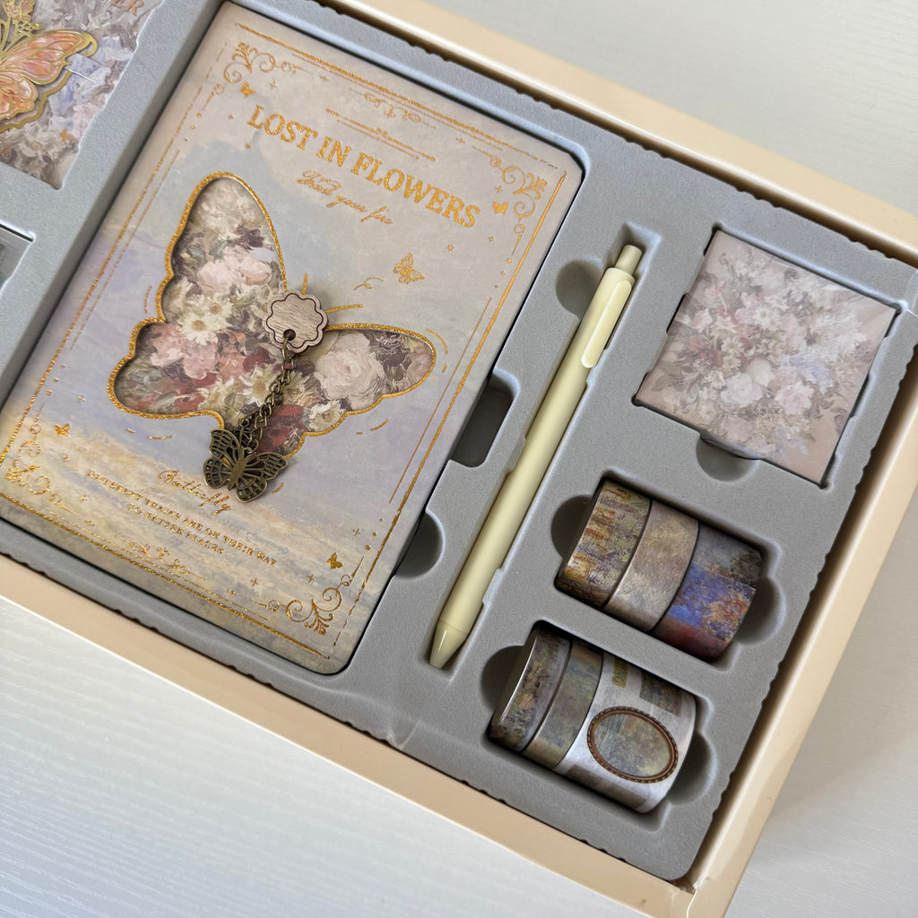 Lost in Flowers 🤍🤎