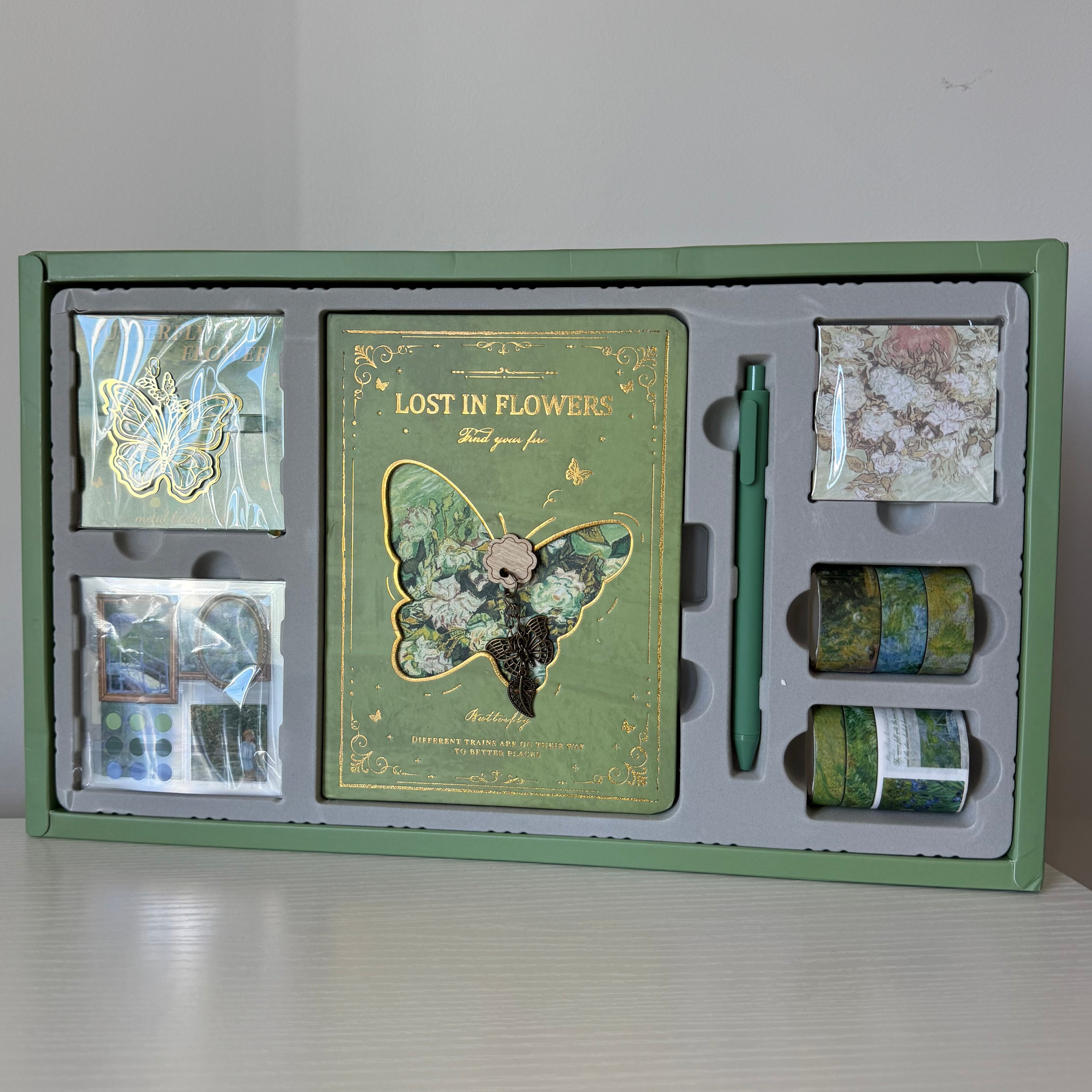 Lost in Flowers 💚