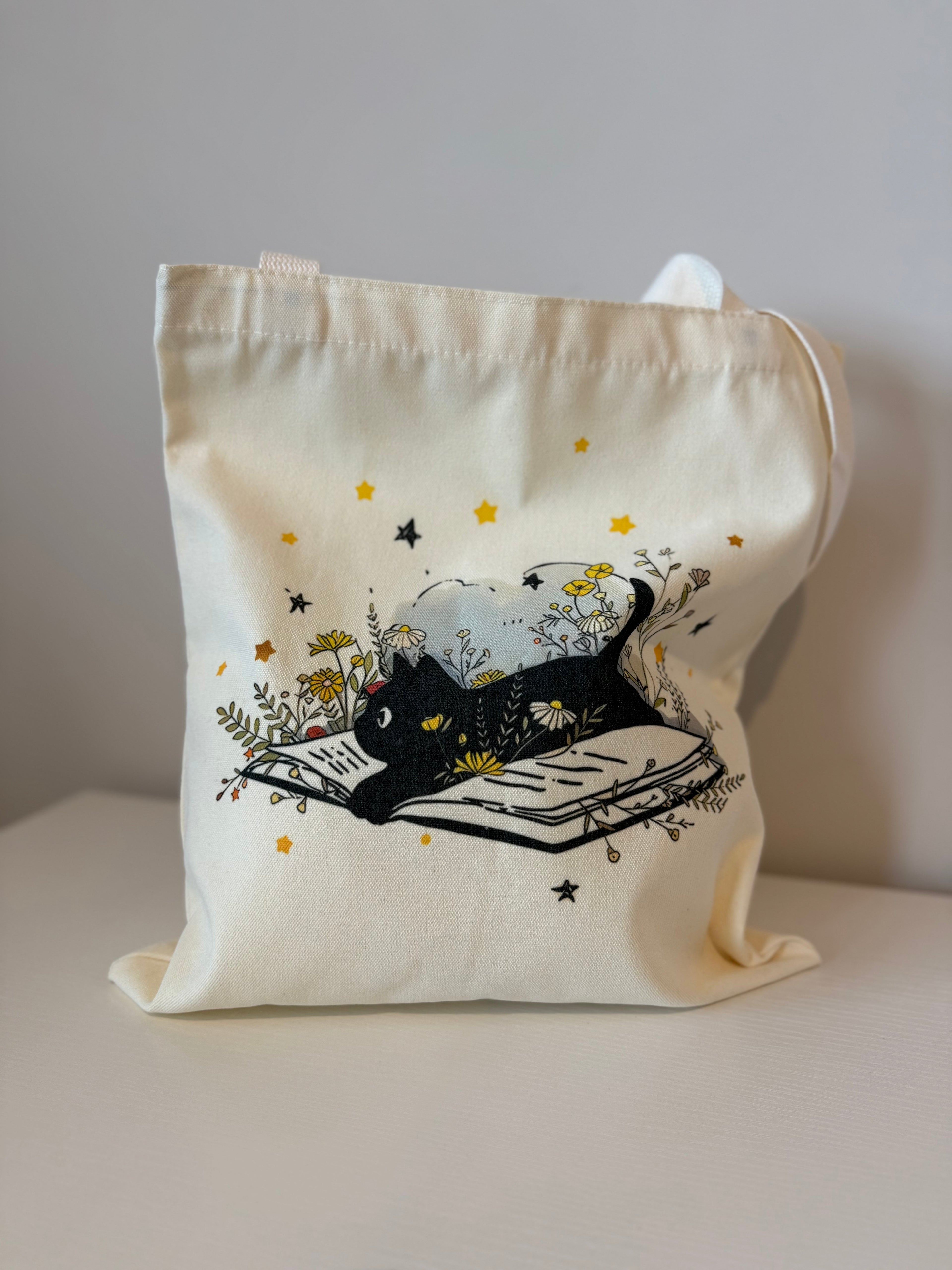 Bookish Tote Bag “ Cat”