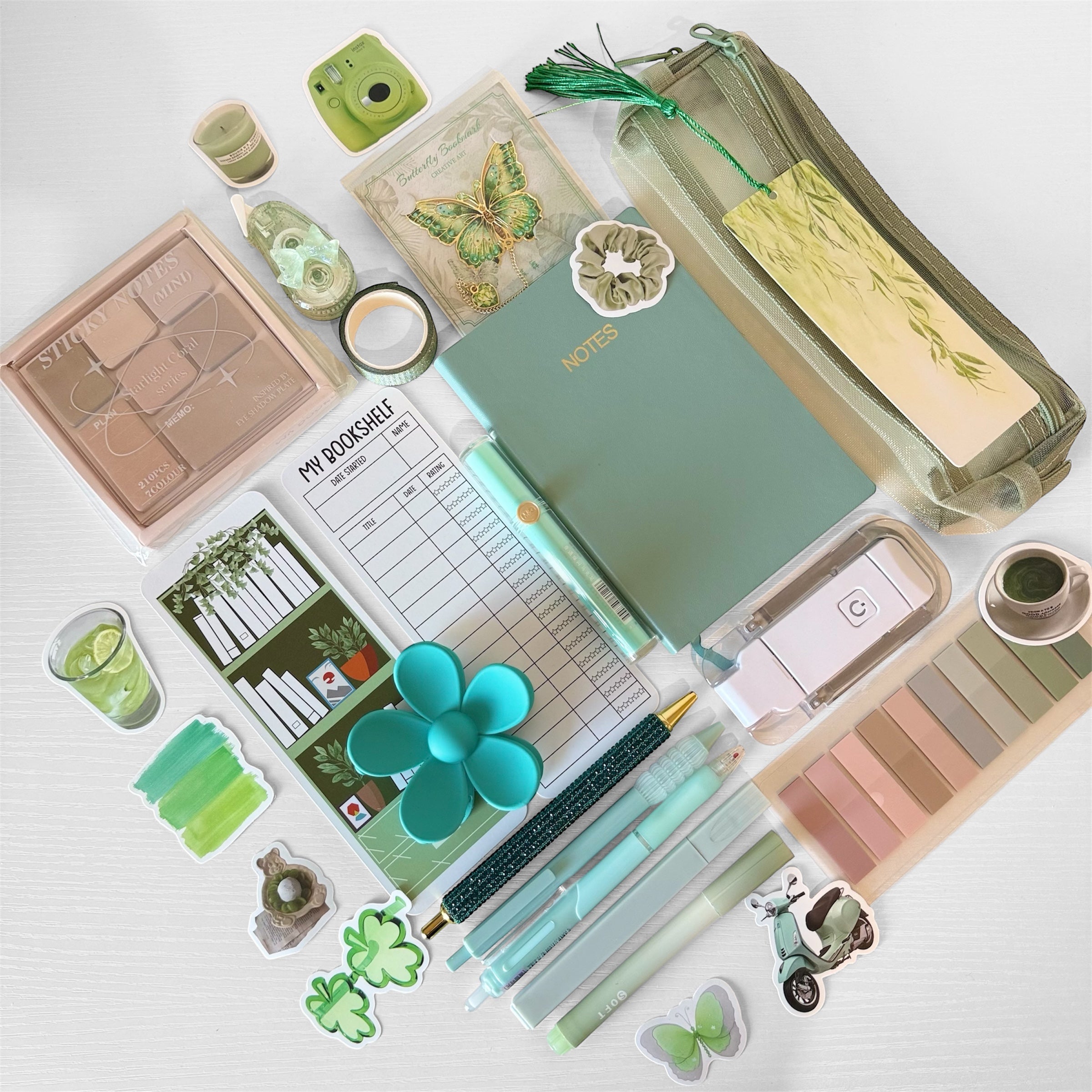 Elf green 💚🧝🏻‍♀️🧚🏻 Bookish Bundle