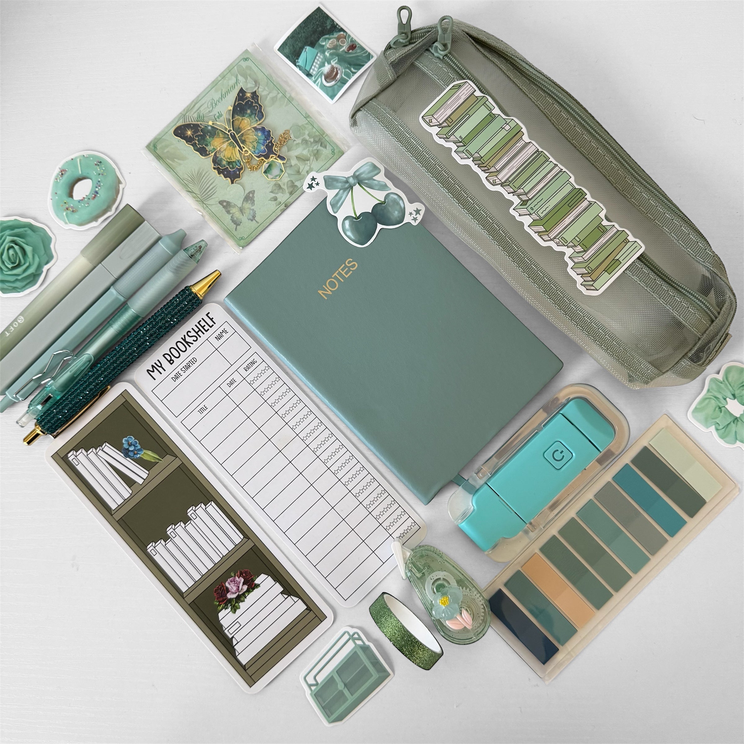 Elf green 💚🧝🏻‍♀️🧚🏻 Bookish Bundle